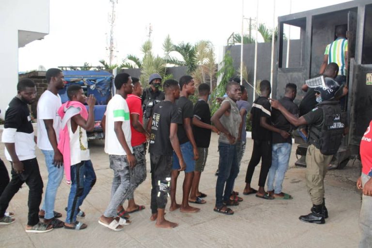 Lagos arrests sixty fun seekers for violating lockdown
