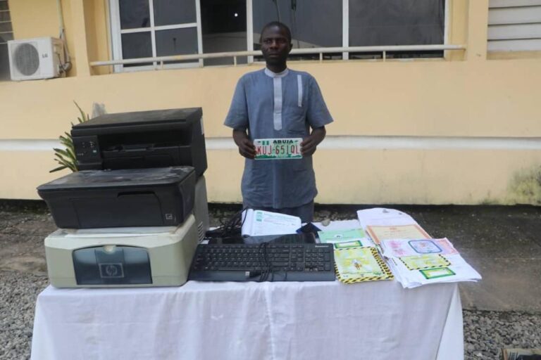 FCT police arrests counterfeiter, confiscates devices, documents