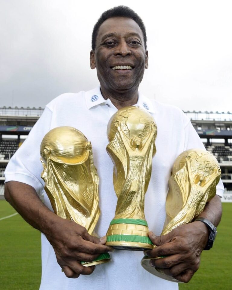 Pele: Brazil legend dies aged 82 after battle with cancer