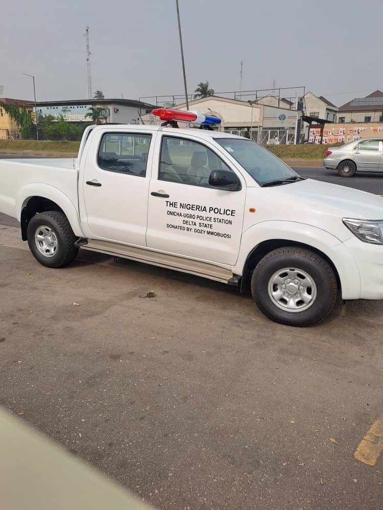 Dozy Mmobuosi donates Patrol Van to  Onicha-Ugbo Police Station