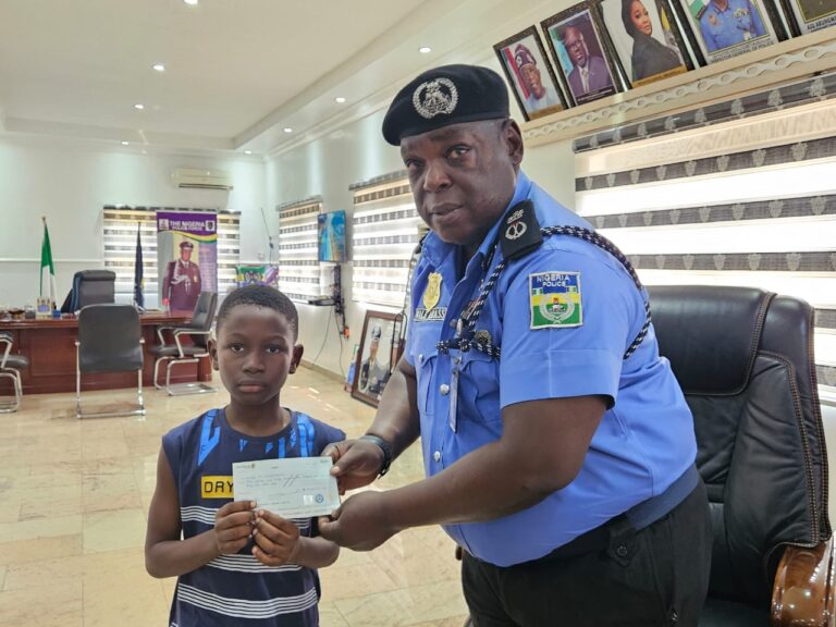 IGP WELFARE SCHEME: CP Abass presents over N110million cheques to families of deceased officers