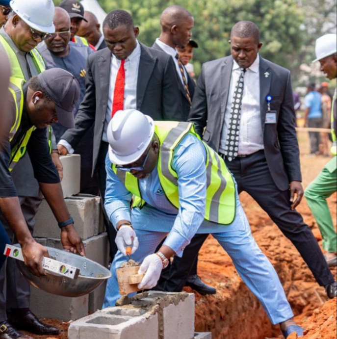 Oborevwori flags-off construction of 8 duplexes in Commissioners Quarters